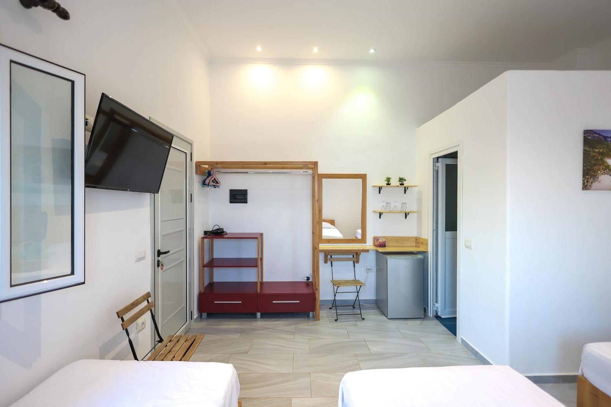 Casablanca Rooms Dhërmi Exterior foto